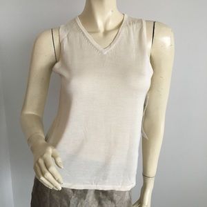 Nwt Kevo silk sleeveless v-neck knit top Small